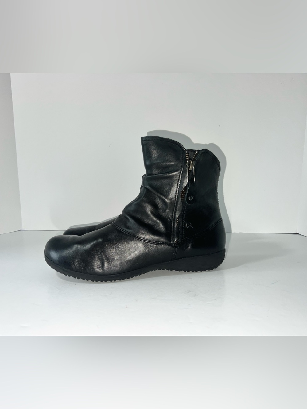 Josef Seibel Naly 24 Black Leather Ankle Boots Warm Lined Side Zip EU 38 US 7.5